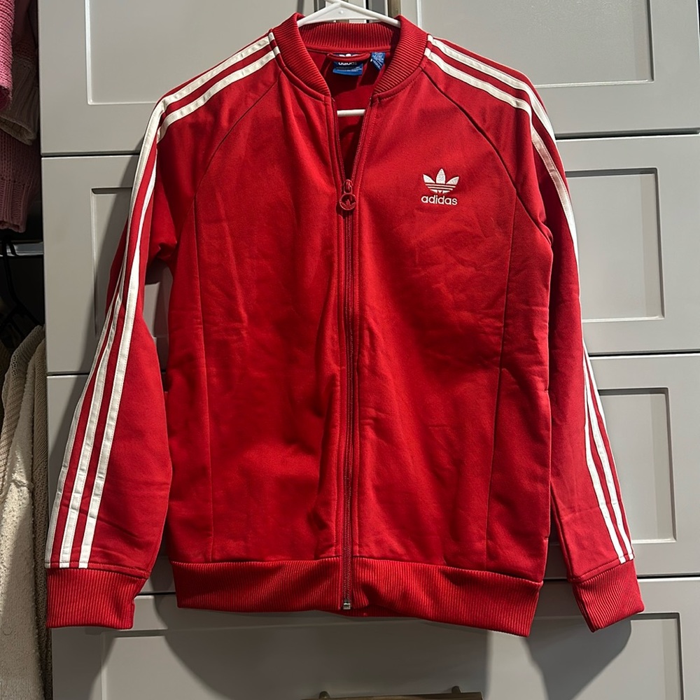 Kids Brand new adidas warm up, zip up . Size 13-14y. Perfect condition